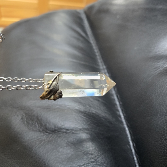 Rare! First Release! Evil Pawn Jewelry OG Floral Wrap Quartz Point Necklace - Picture 5 of 8